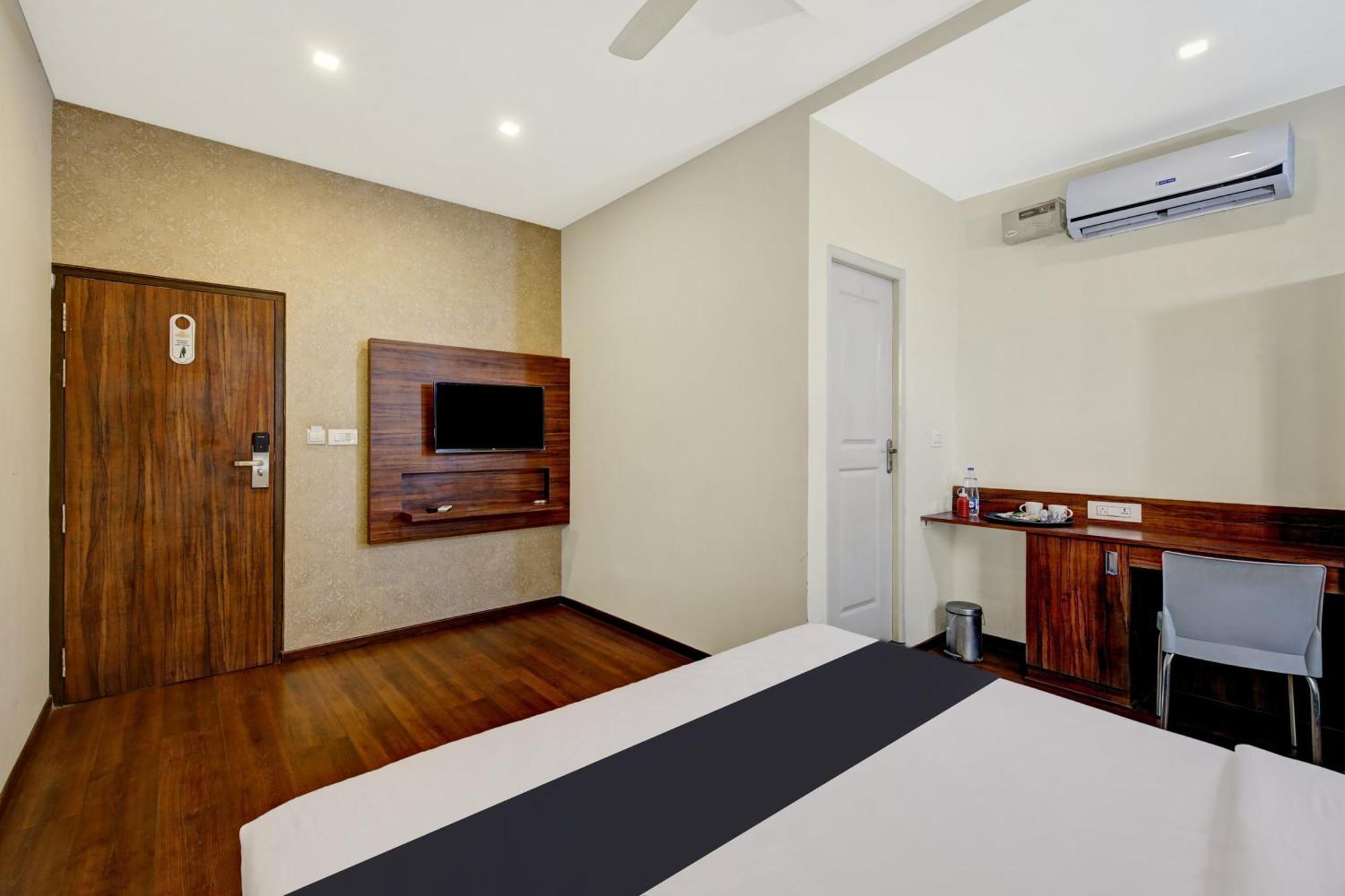 Hotel Passport Inn Yelahanka Exterior photo