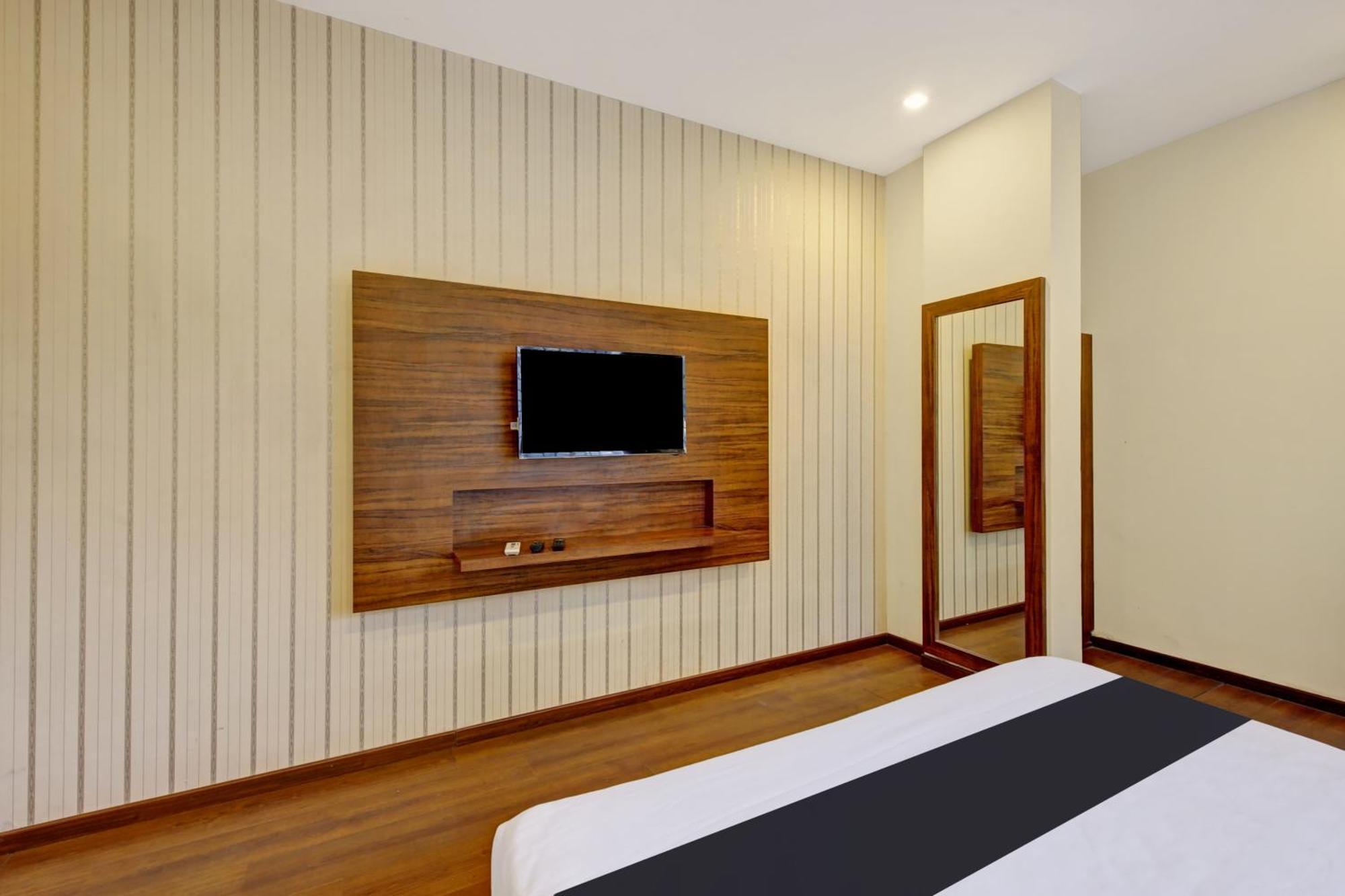 Hotel Passport Inn Yelahanka Exterior photo